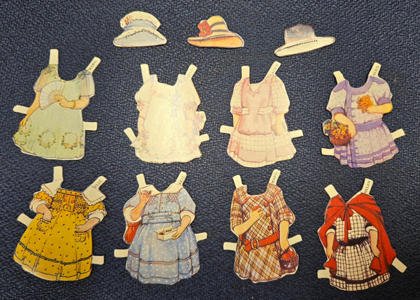 DOLLIES ON THEIR TRAVELS WITH THEIR TRUNK, SUIT CASE, BAG, DRESSES & HATS